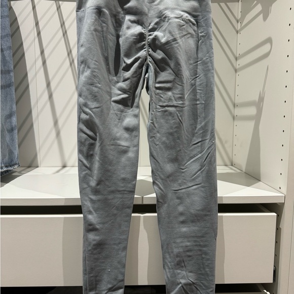 ALPHALETE AMPLIFY LEGGINGS - Picture 2 of 3